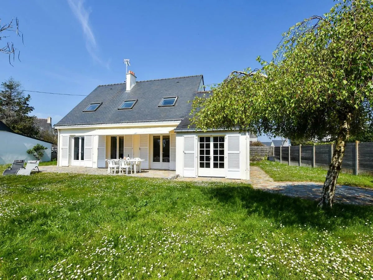 Peaceful Holiday Home Near The Beach Pénestin Frankrijk