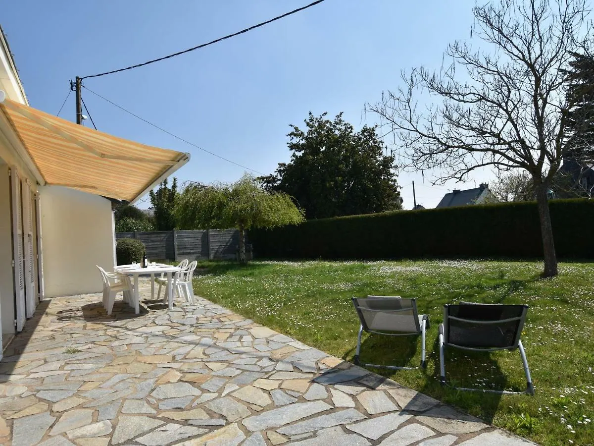 Peaceful Holiday Home Near The Beach Pénestin